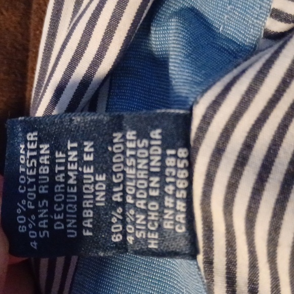 CHAPS MENS LONG SLEEVE SHIRT, SIZE LARGE,BLUE AND WHITE PRINT STRIPE. - Picture 7 of 7